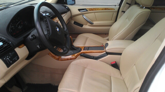 BMW X5 2004 photo 2