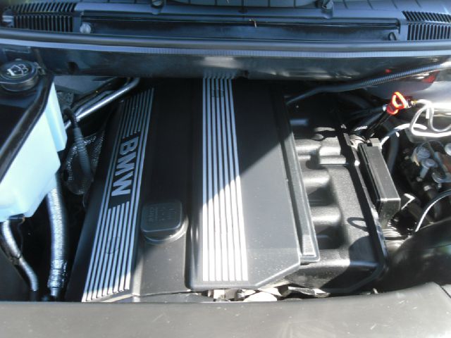 BMW X5 2005 photo 2