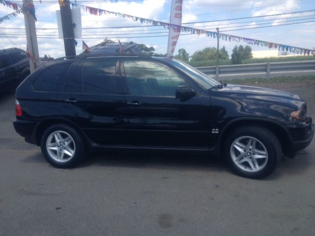 BMW X5 2005 photo 2