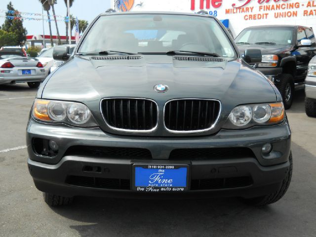 BMW X5 2005 photo 2