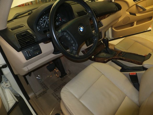 BMW X5 2005 photo 29