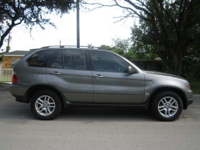 BMW X5 2005 photo 1