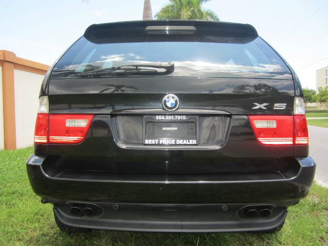 BMW X5 2005 photo 2