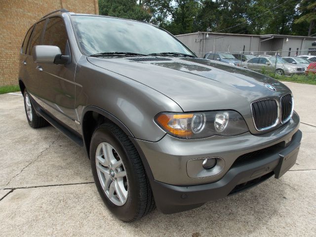 BMW X5 2006 photo 2