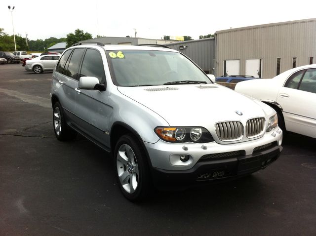 BMW X5 2006 photo 2