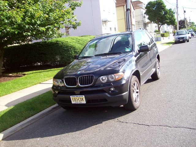 BMW X5 Lightning SUV