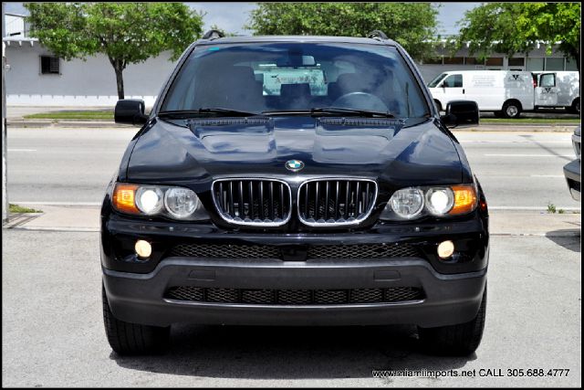 BMW X5 2006 photo 2