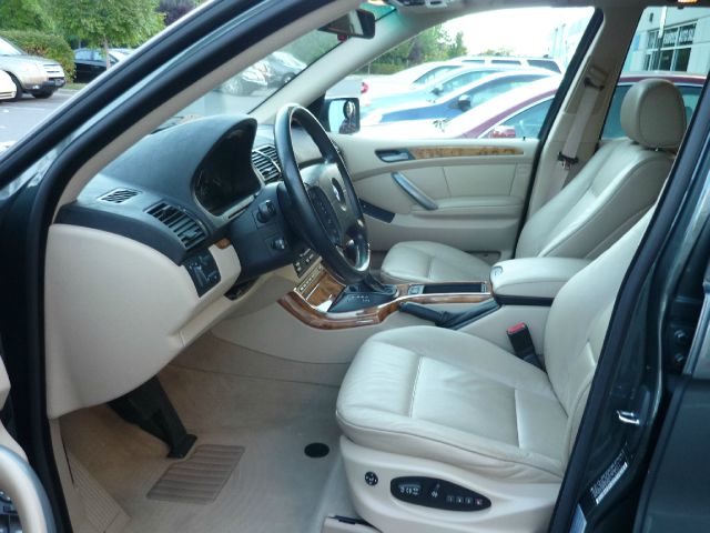 BMW X5 2006 photo 2