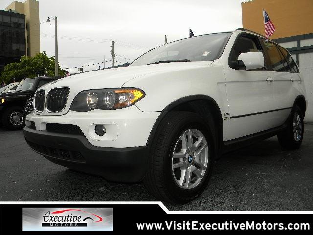 BMW X5 2WD Reg Cab 145 Sport Utility