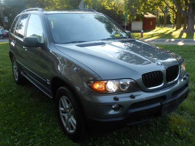 BMW X5 2006 photo 2