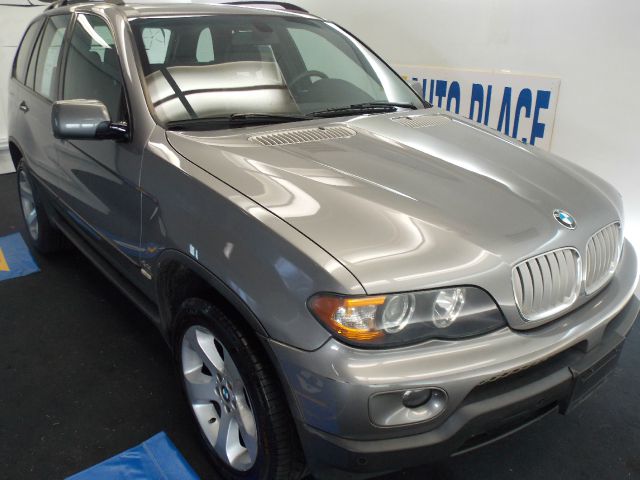 BMW X5 2006 photo 2