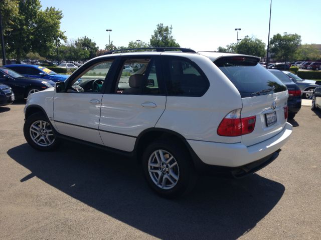 BMW X5 Lightning SUV