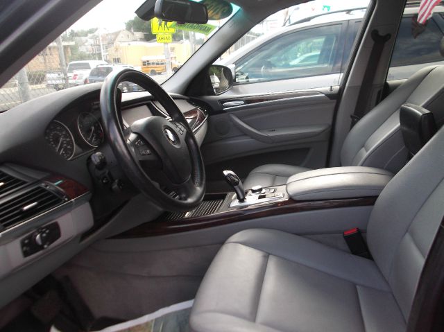 BMW X5 2007 photo 2