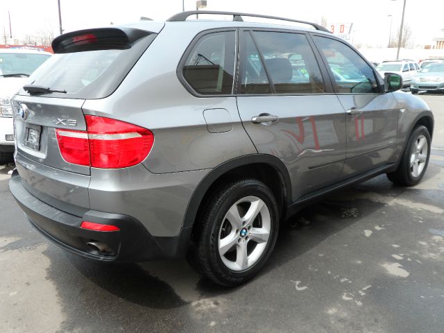 BMW X5 2007 photo 2