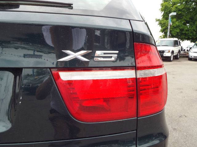 BMW X5 2007 photo 2