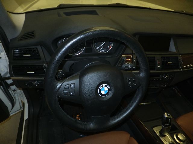 BMW X5 2008 photo 23