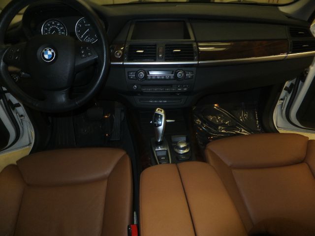 BMW X5 2008 photo 29