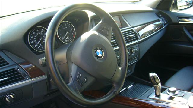 BMW X5 2008 photo 2