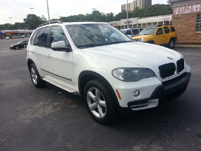 BMW X5 2008 photo 2