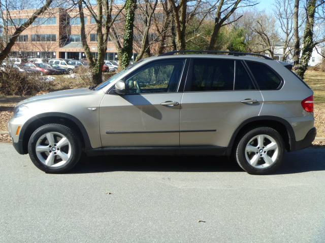 BMW X5 2008 photo 2