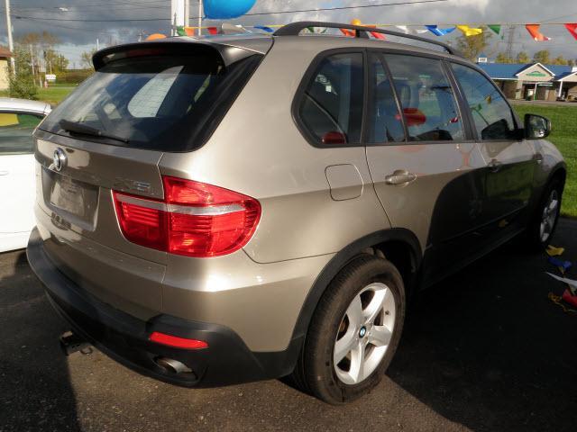 BMW X5 2008 photo 2