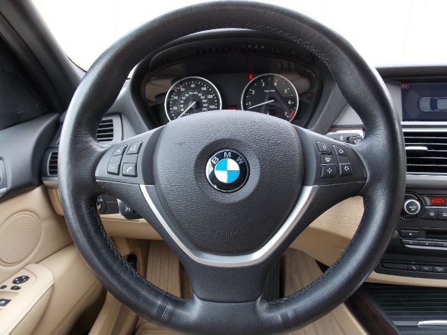 BMW X5 2009 photo 9