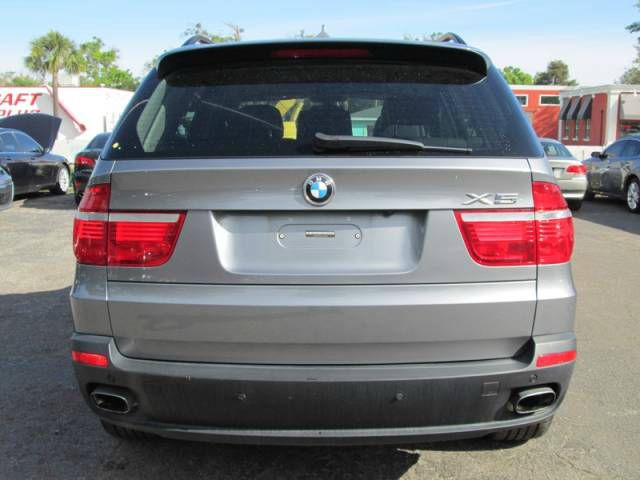 BMW X5 4dr Sedan S (A6) (discont SUV