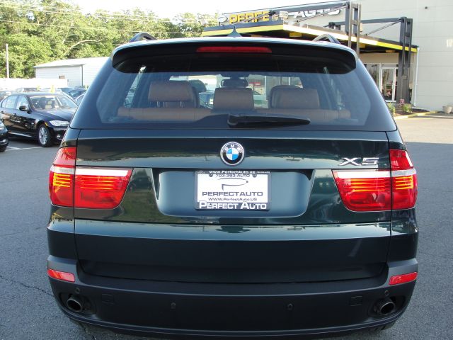 BMW X5 2009 photo 2