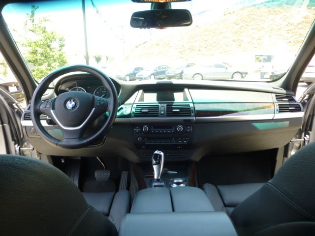 BMW X5 2009 photo 9