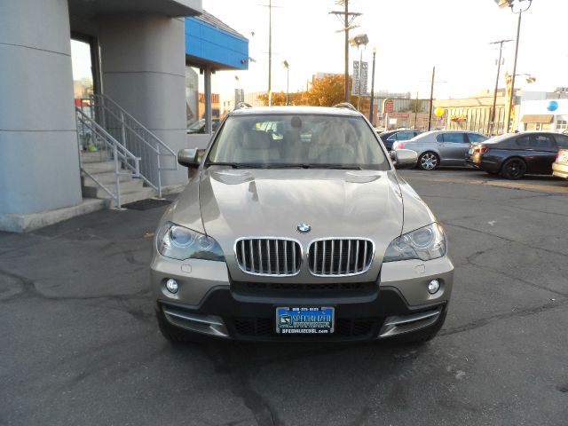 BMW X5 2009 photo 2