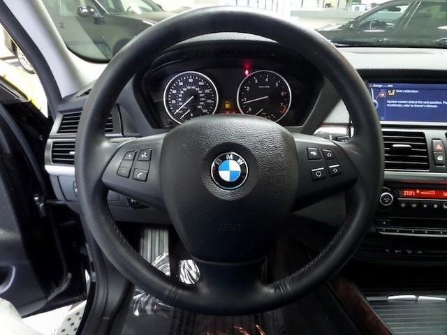 BMW X5 2010 photo 25