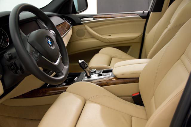 BMW X5 2010 photo 18