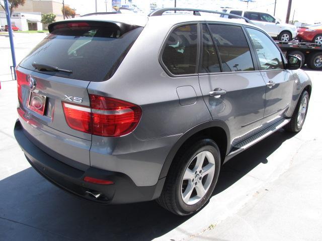 BMW X5 2010 photo 24