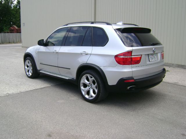 BMW X5 2010 photo 13