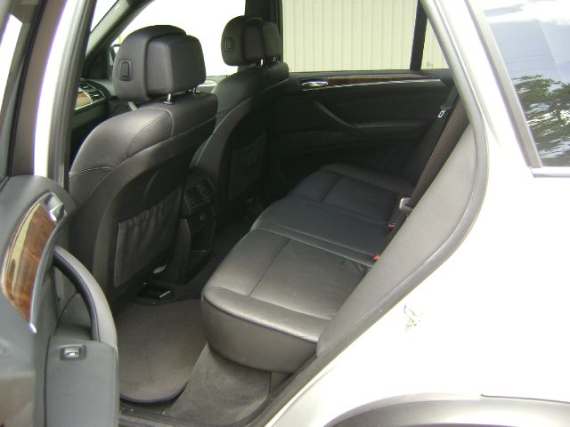 BMW X5 2010 photo 6