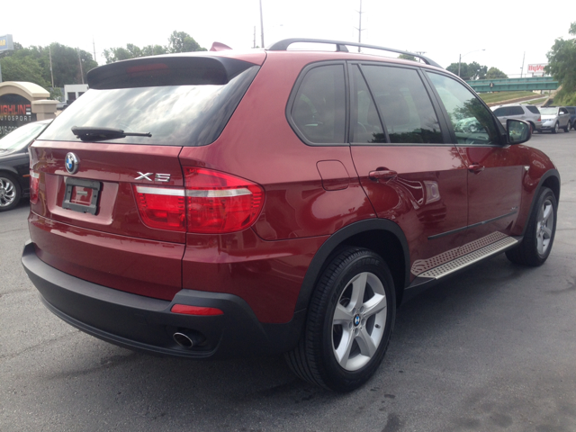 BMW X5 2010 photo 1