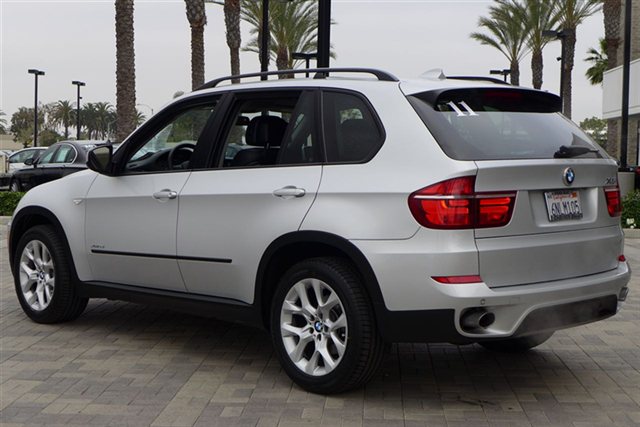 BMW X5 2011 photo 2