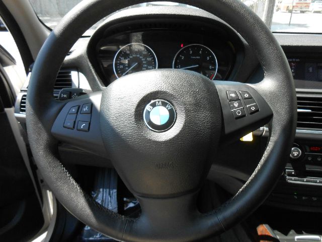 BMW X5 2011 photo 11