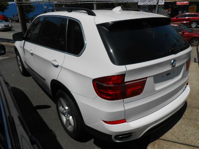 BMW X5 2011 photo 13