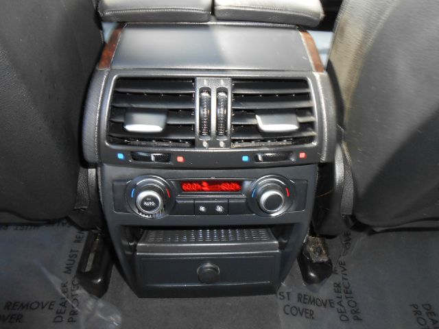 BMW X5 2011 photo 8