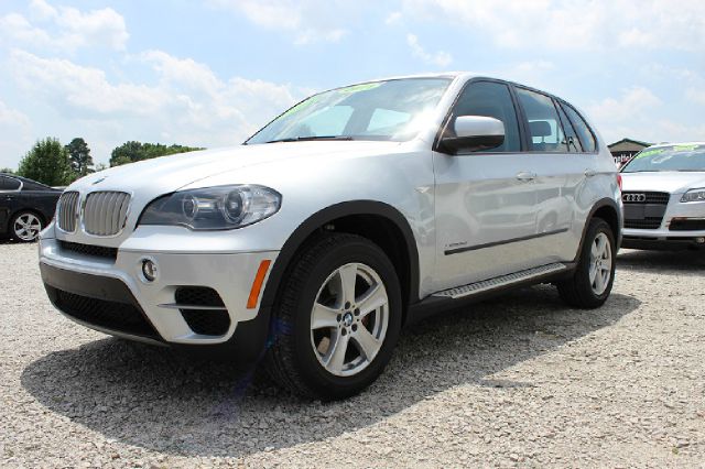 BMW X5 2011 photo 2