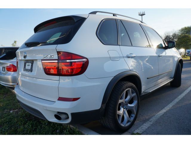 BMW X5 2011 photo 1