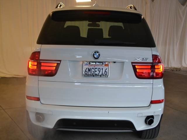 BMW X5 2011 photo 1