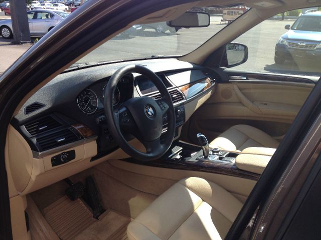 BMW X5 2011 photo 5