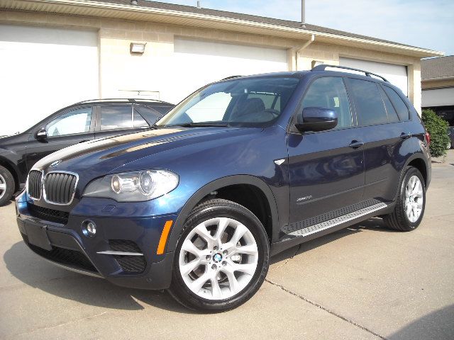 BMW X5 2011 photo 2