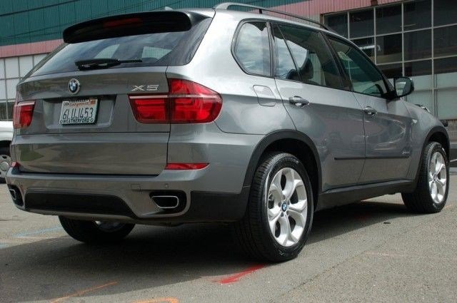 BMW X5 2011 photo 1