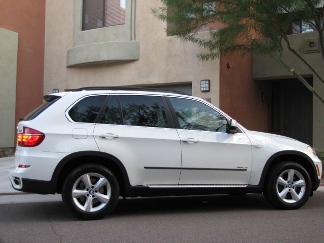 BMW X5 2011 photo 4