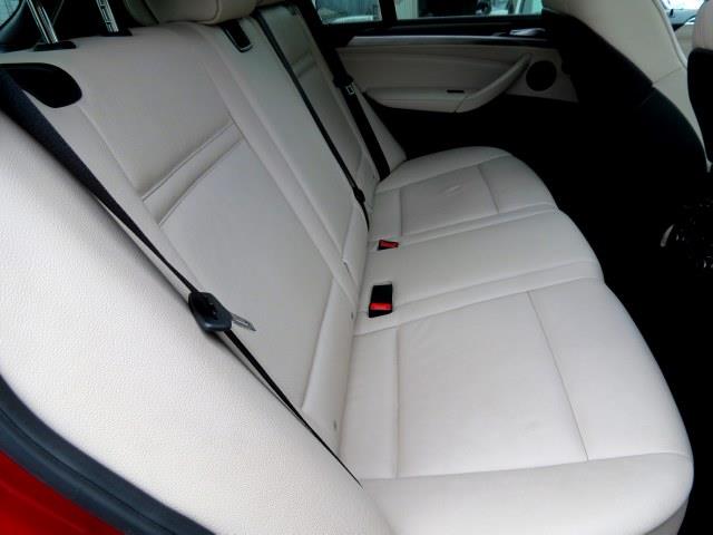 BMW X5 2011 photo 42