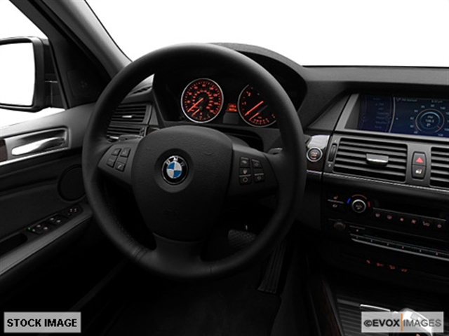 BMW X5 2011 photo 1