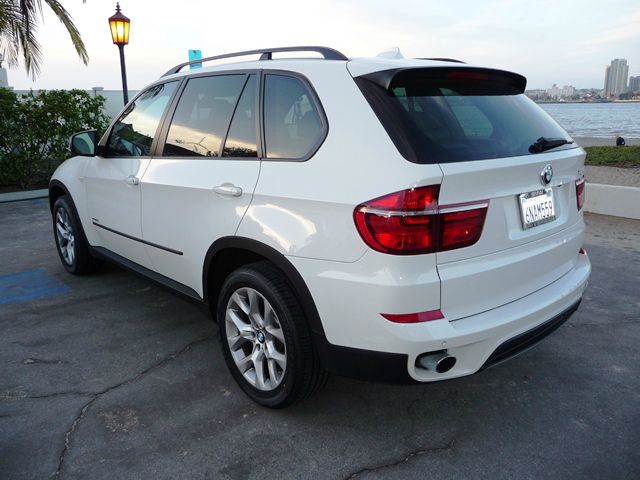 BMW X5 2011 photo 3